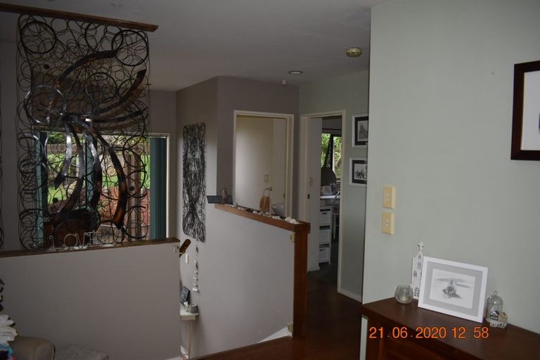 Photo of property in 31c Greenvalley Rise, Glenfield, Auckland, 0629