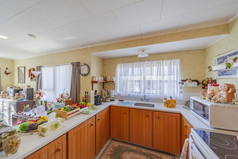 Photo of property in 108 Porangahau Road, Waipukurau, 4200