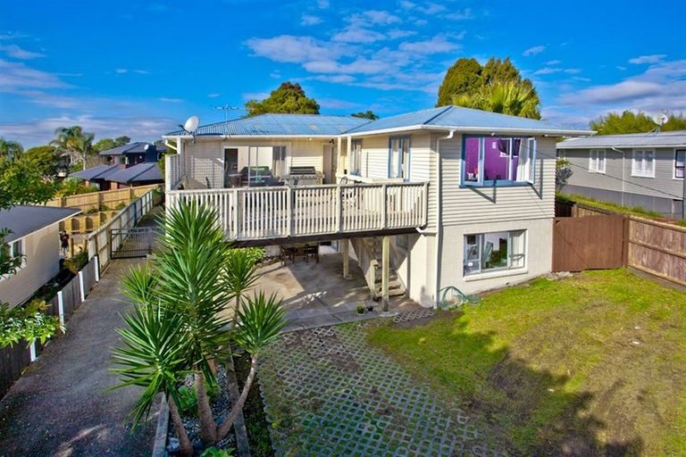 Photo of property in 9 Statesman Street, Henderson, Auckland, 0612
