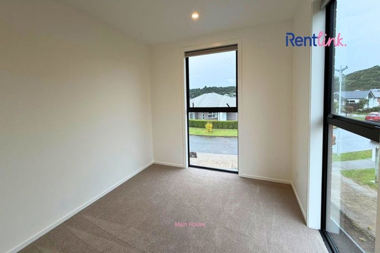 Photo of property in 85a Awataha Crescent, Pyes Pa, Tauranga, 3110