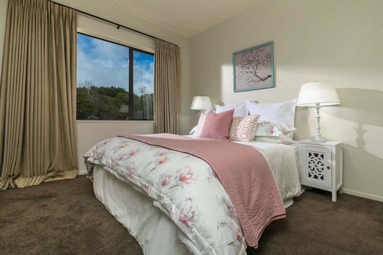 Photo of property in 1030 Peak Road, Helensville, 0875