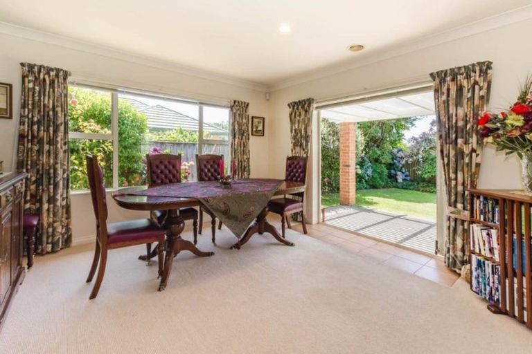 Photo of property in 41 Kapanui Road, Waikanae, 5036