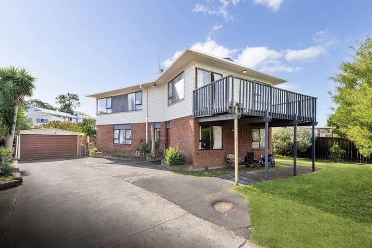 Photo of property in 38 Chantelle Place, Papatoetoe, Auckland, 2025