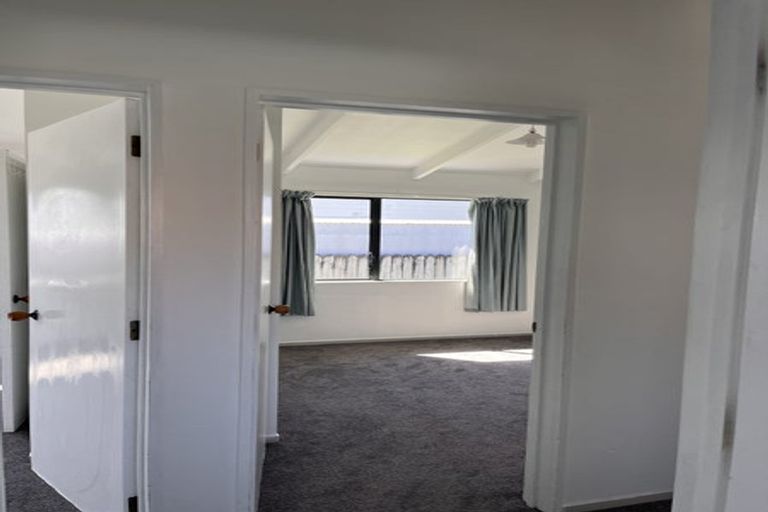 Photo of property in 24 Freda Place, Favona, Auckland, 2024