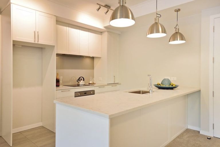 Photo of property in 178 Landmark Terrace, Orewa, 0931