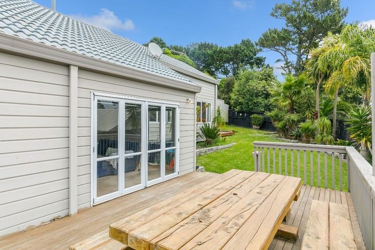 Photo of property in 5 Bushlands Park Drive, Albany, Auckland, 0632