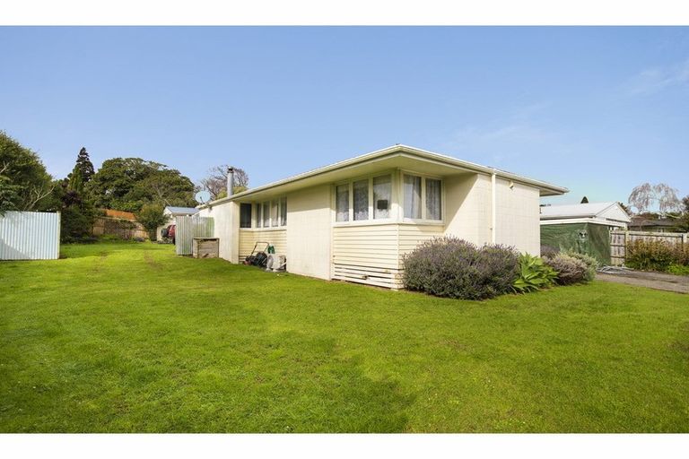Photo of property in 23 Matai Street, Waiuku, 2123