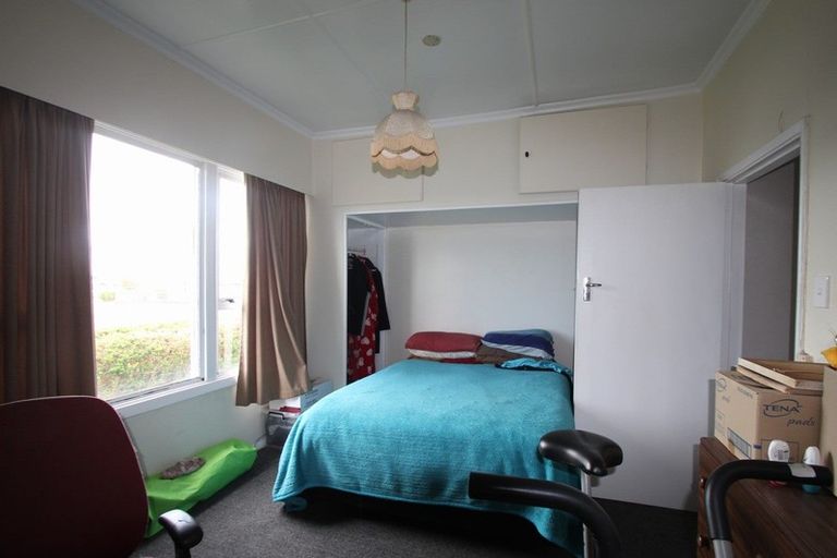 Photo of property in 21 Miranda Street, Stratford, 4332