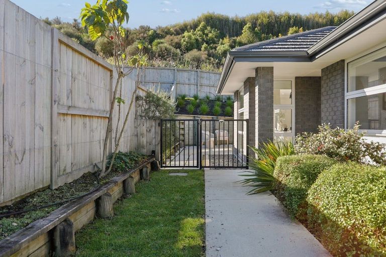 Photo of property in 79 Pakanga Grove, Pyes Pa, Tauranga, 3112