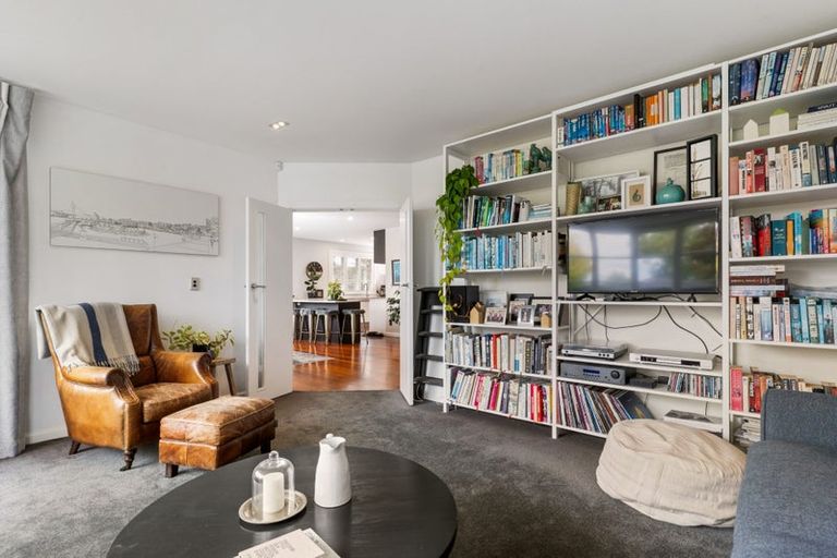 Photo of property in 186 Knowles Street, St Albans, Christchurch, 8052