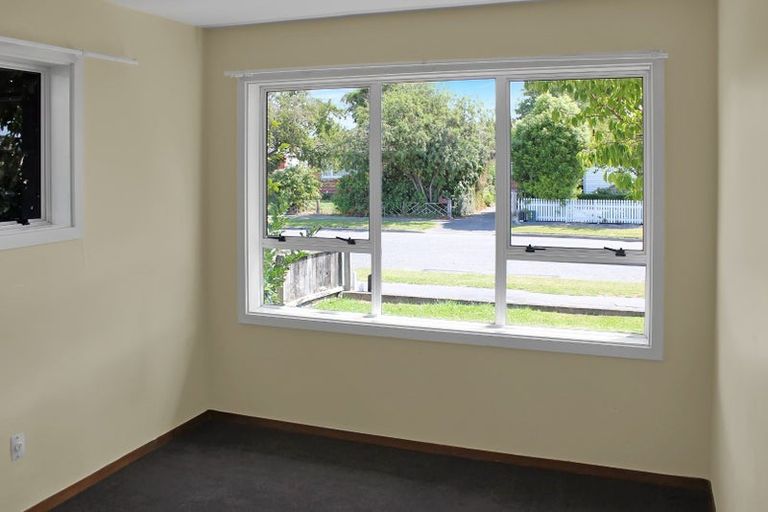 Photo of property in 9 Rollesby Street, Hoon Hay, Christchurch, 8025