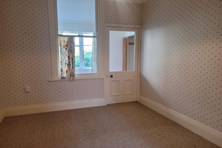 Photo of property in 27 Wood Street, Greytown, 5712