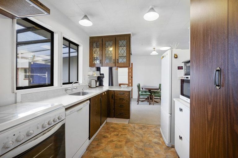 Photo of property in 13 Aratapu Street, Waitara, 4320