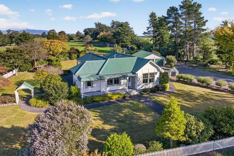 Photo of property in 52 Longwood Road, South Featherston, Featherston, 5771