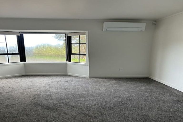 Photo of property in 59 Chamberlain Road, Bombay, 2675