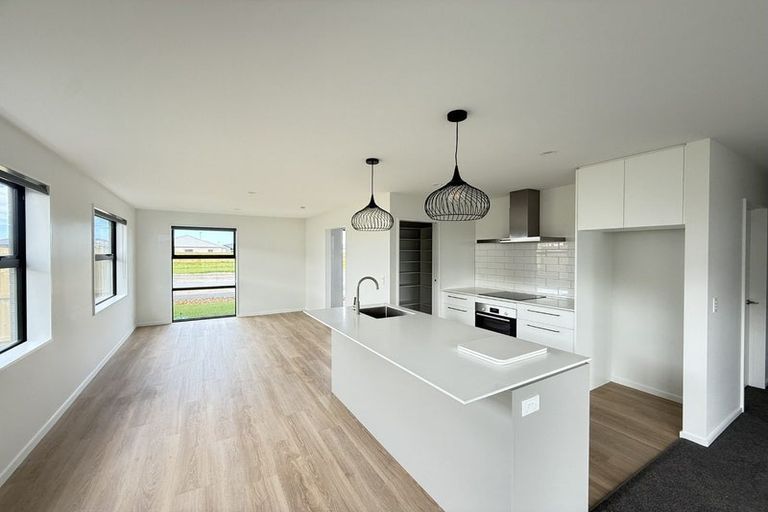 Photo of property in 19 Rita Angus Road, Belfast, 8051