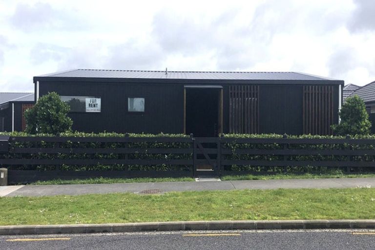 Photo of property in 47a Constable Road, Waiuku, 2123