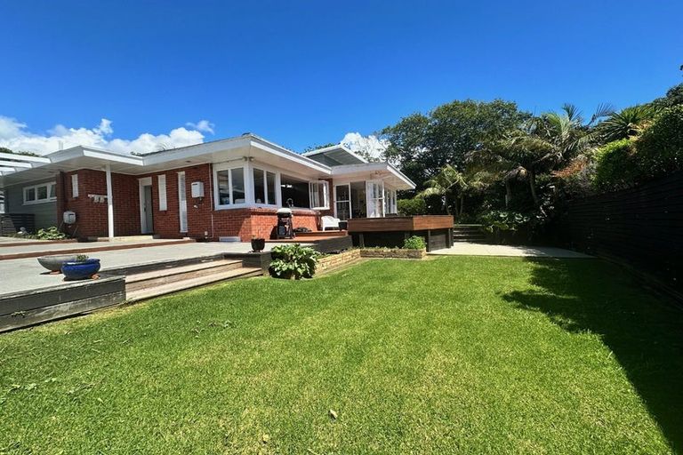 Photo of property in 77 Sunnybrae Road, Hillcrest, Auckland, 0627
