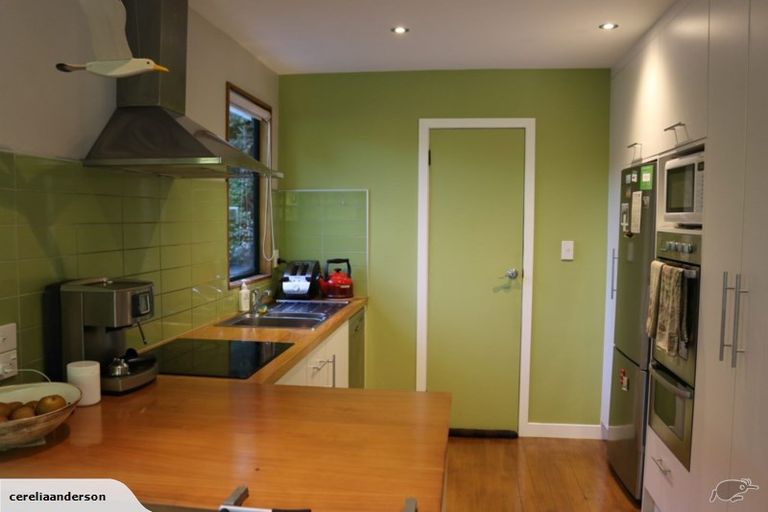 Photo of property in 46 Curtis Street, Northland, Wellington, 6012