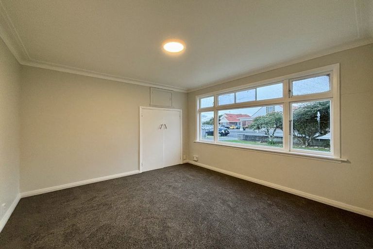 Photo of property in 51 Weraroa Road, Levin, 5510