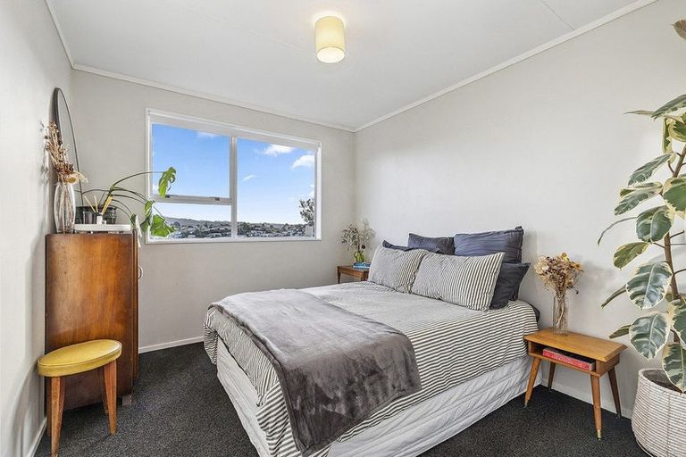 Photo of property in 2 Adventure Drive, Whitby, Porirua, 5024