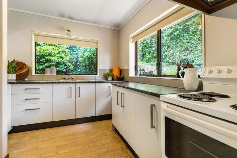 Photo of property in 1/41 Glamorgan Drive, Torbay, Auckland, 0630
