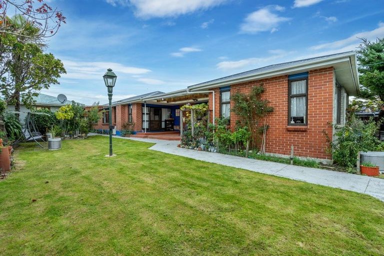 Photo of property in 36 Holloway Street, Waikiwi, Invercargill, 9810