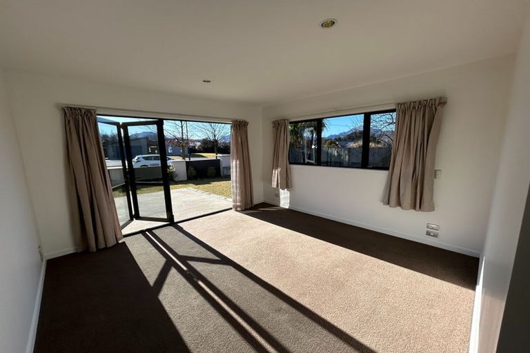 Photo of property in 60 Mount Iron Drive, Wanaka, 9305