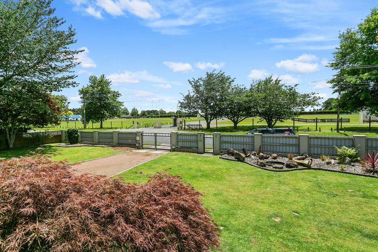 Photo of property in 65 Taylor Street, Cambridge, 3434