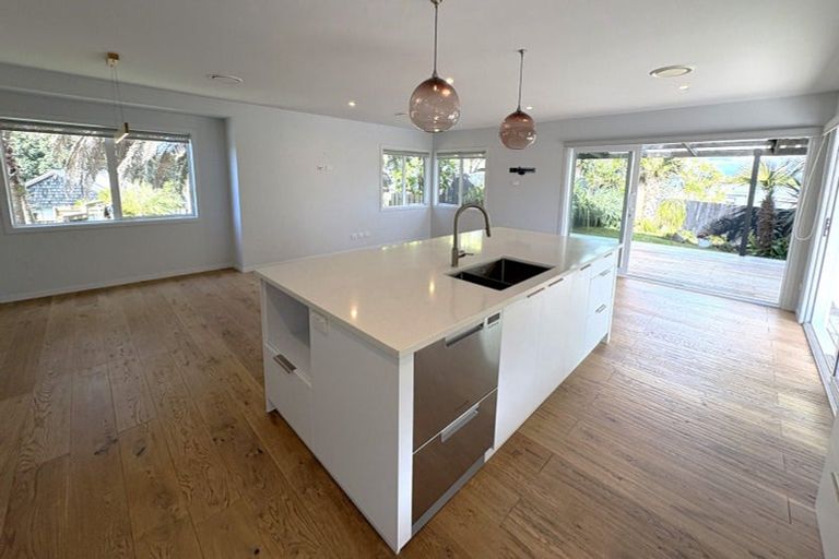 Photo of property in 9 Mason Place, Ohope, 3121