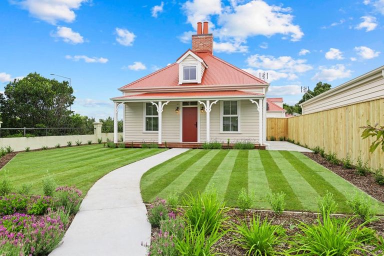 Photo of property in 1 Waitikiri Drive, Parklands, Christchurch, 8083