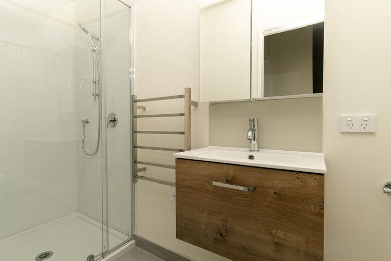 Photo of property in 31 Jabuka Street, Glen Eden, Auckland, 0602