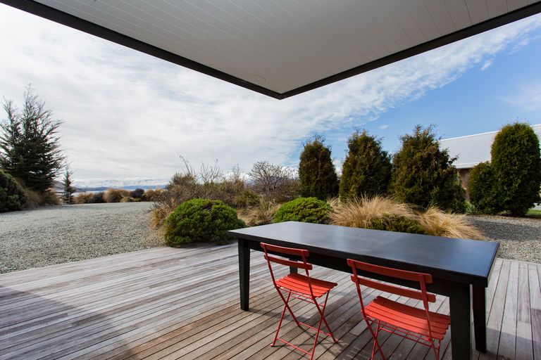 Photo of property in 17 D'archiac Drive, Lake Tekapo, 7999