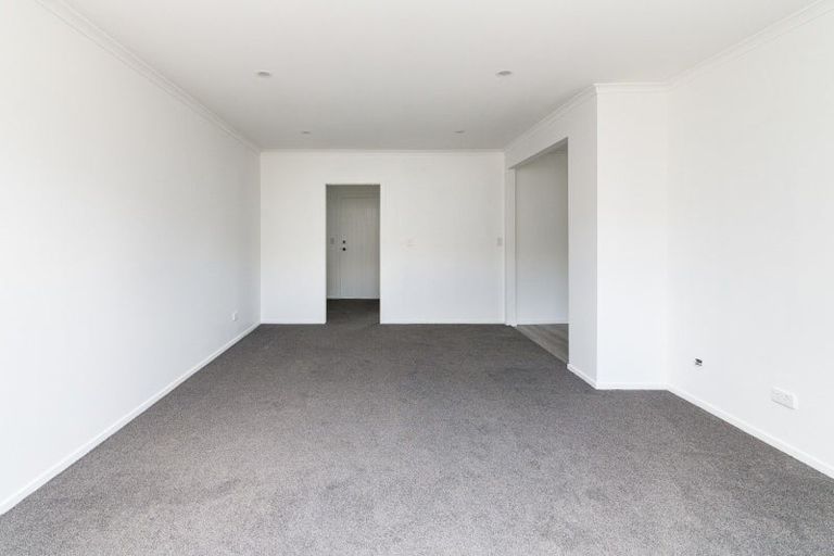 Photo of property in 73 Rangiora Avenue, Roslyn, Palmerston North, 4414