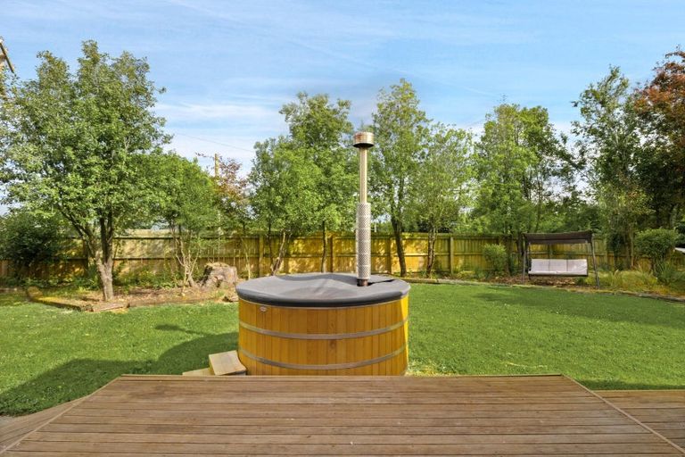 Photo of property in 3 Goodwin Street, Waihola, Milton, 9073