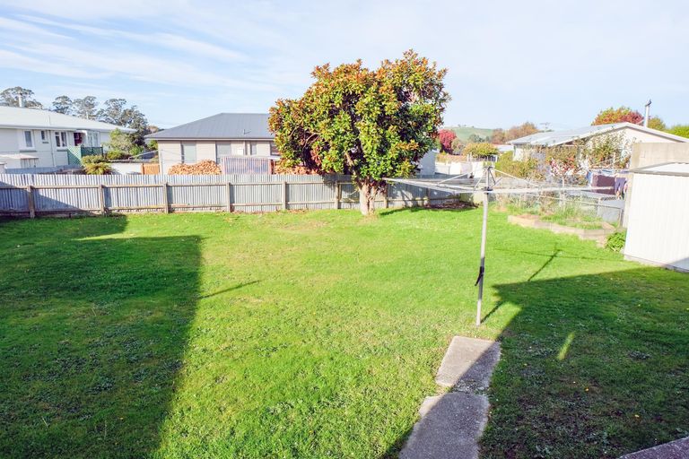 Photo of property in 21 Glendale Crescent, Holmes Hill, Oamaru, 9401