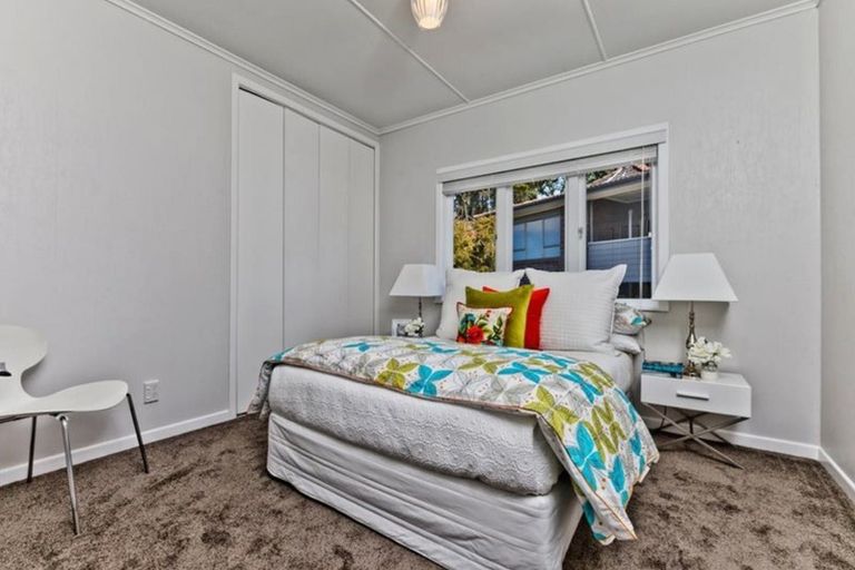 Photo of property in 68 Kowhai Road, Campbells Bay, Auckland, 0630