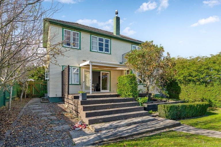 Photo of property in 3 Stamford Place, Lansdowne, Masterton, 5810
