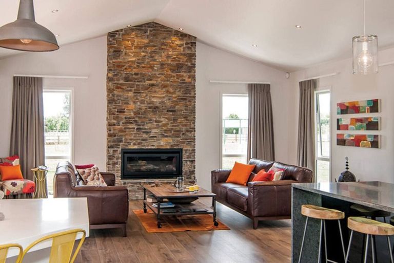 Photo of property in 258 Clifton Road, Whitford, 2571