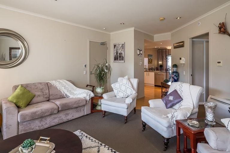 Photo of property in 4-u10 Seaview Road, Paraparaumu Beach, Paraparaumu, 5032