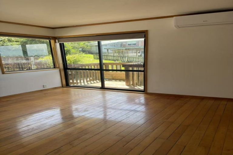 Photo of property in 2 Allender Drive, Torbay, Auckland, 0630