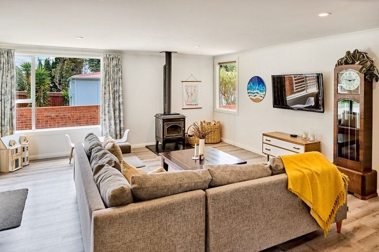 Photo of property in 2 Te Motu Road, Pukerua Bay, 5026