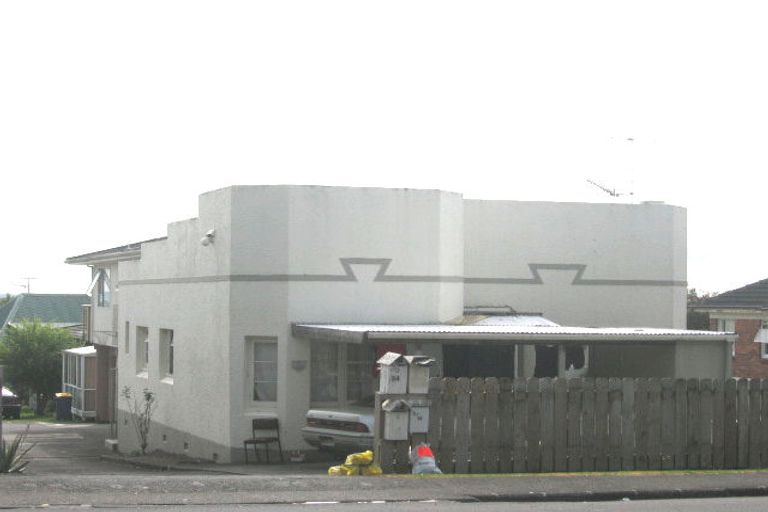 Photo of property in 3/54 Lynwood Road, New Lynn, Auckland, 0600