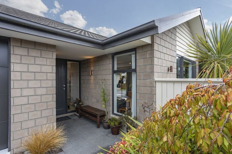 Photo of property in 2 Pukeko Place, Rangiora, 7400