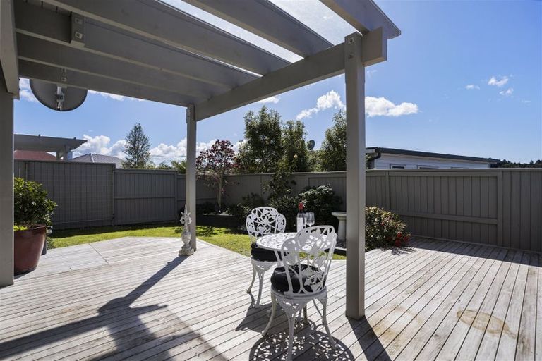 Photo of property in 2/9 Georgia Terrace, Albany, Auckland, 0632