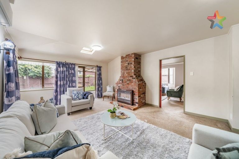 Photo of property in 19 Mcenroe Grove, Naenae, Lower Hutt, 5011