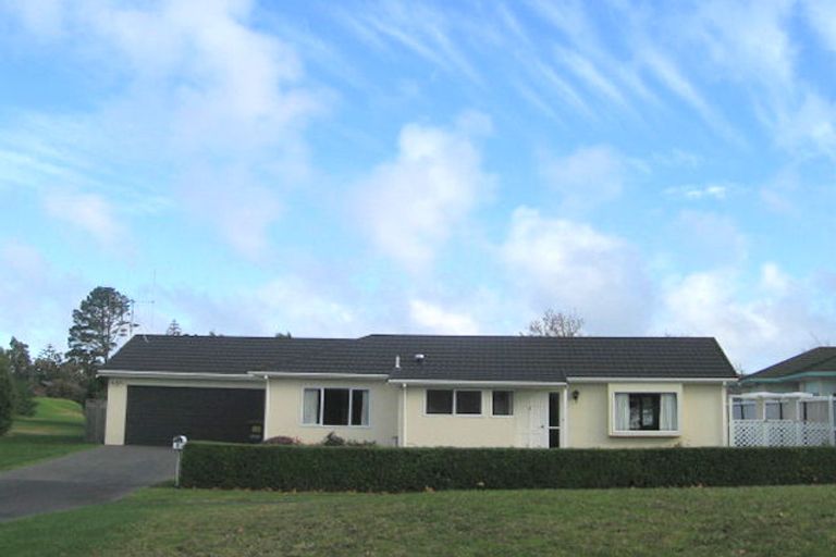 Photo of property in 2 Gumtree Rise, Otamatea, Whanganui, 4500