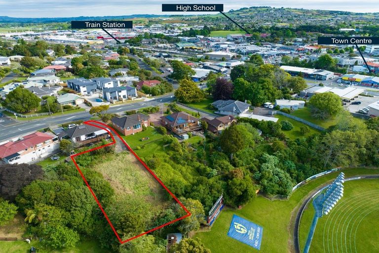 Photo of property in 20a East Street, Pukekohe, 2120