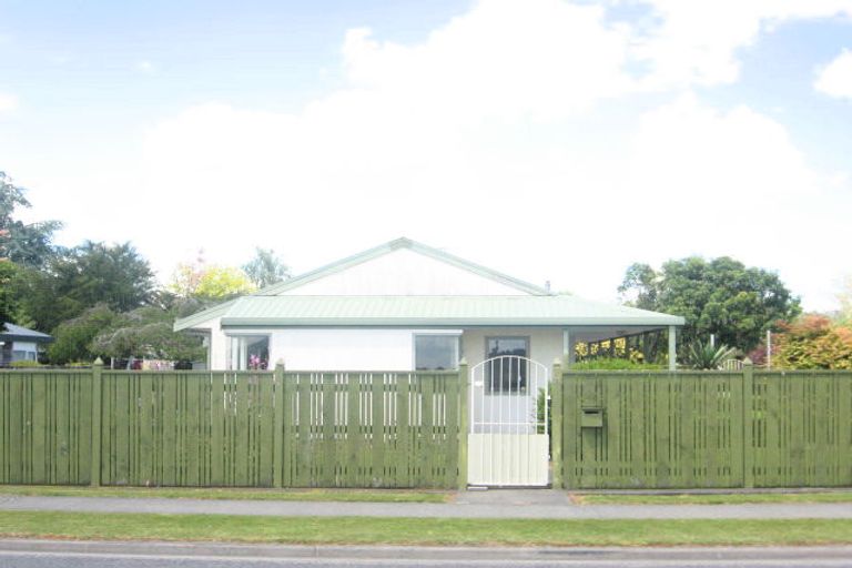 Photo of property in 137 Taylor Street, Cambridge, 3434