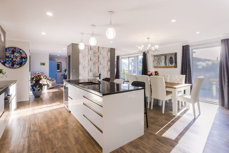 Photo of property in 4 Prendiville Lane, Greytown, 5712